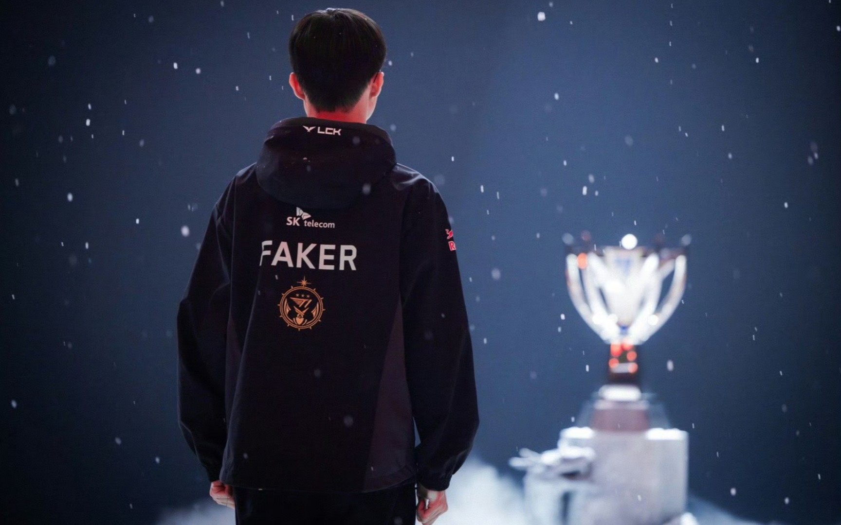 EDward Gaming 被击倒了！ ThunderTalk Gaming 的四连击飞行阵容激活了