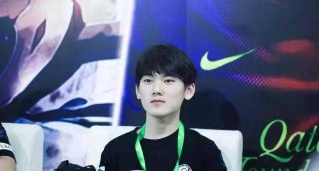 德扑翻前：面对松凶玩家的范围调整。（德州扑克翻前：如何针对松凶对手调整范围）